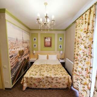Отель Poeziya Mandriv Сходница Двухместный номер с 1 кроватью или 2 отдельными кроватями-11